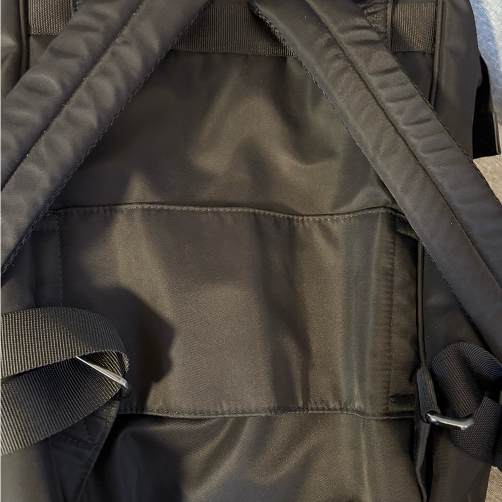 Baggallini Black Laptop Backpack - Picture 8 of 9